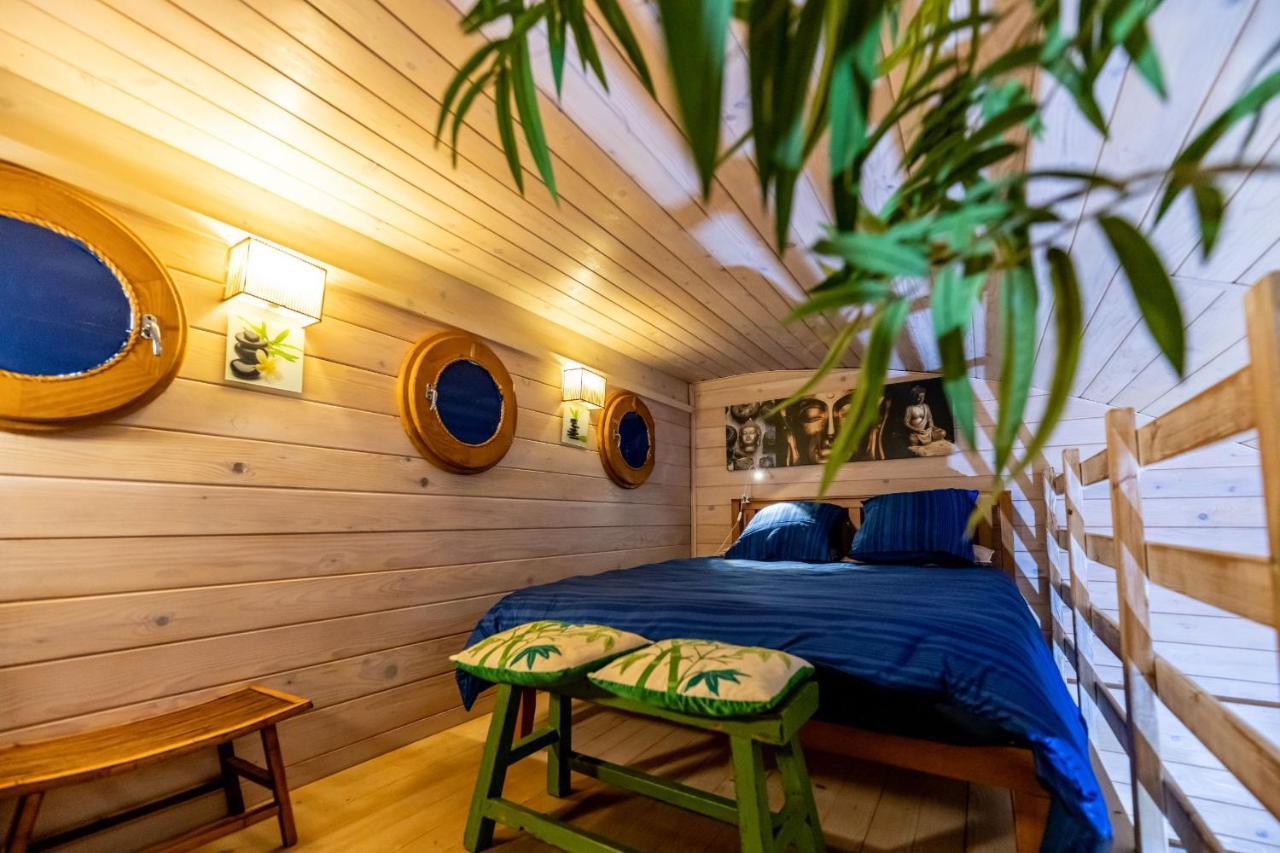 Gite Et Chambre D'Hote Gussignies Eksteriør bilde