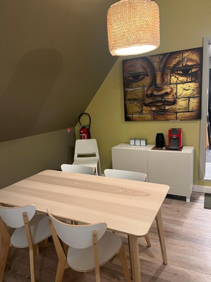 Gite Et Chambre D'Hote Gussignies Eksteriør bilde