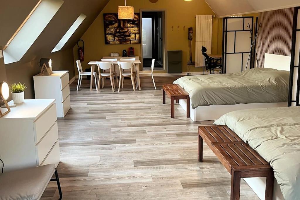 Gite Et Chambre D'Hote Gussignies Eksteriør bilde